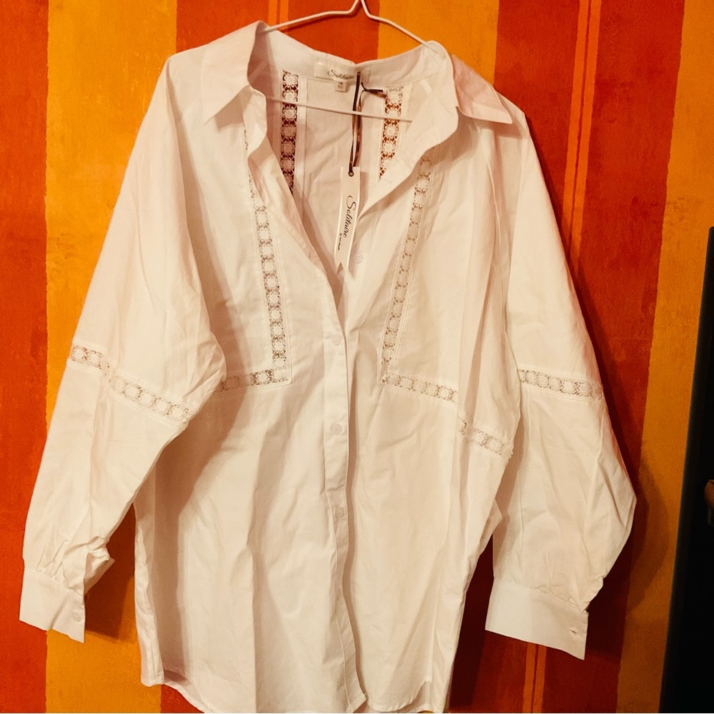 Solitaire white button up shirt